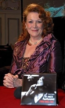 Cynthia Hansell-Bakić, red.prof.